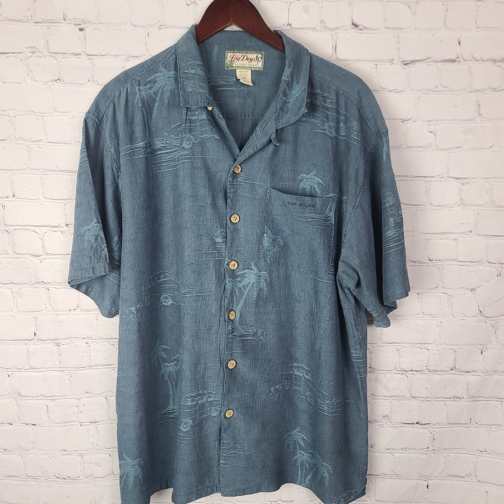 Big Dogs Resort Wear.  Short-sleeved Button-Up. Men's Sz 2X
